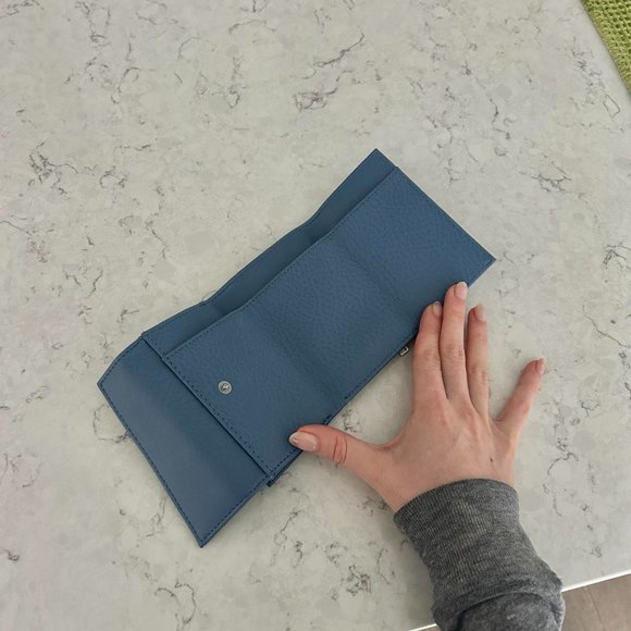 Matt & Nat Brand New Blue Wallet - Picture 3 of 9